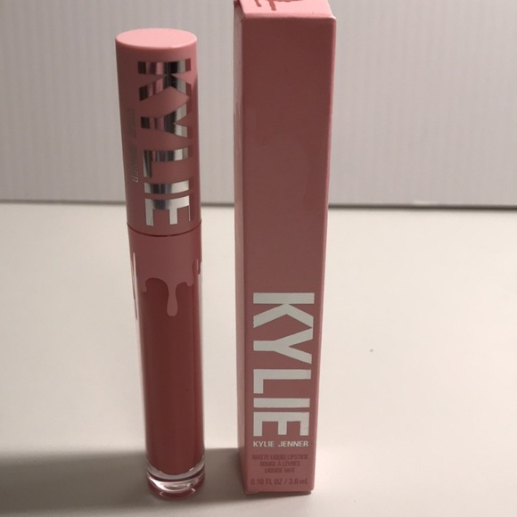 Kylie Matte Liquid Lipstick  a moment NEW - Picture 3 of 6